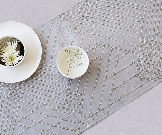 Apex Table Runner
