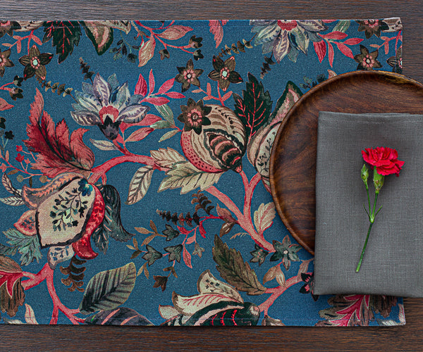 Tudor Table Mat